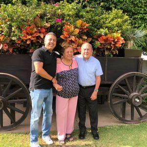 Meet your Posher, Ernesto